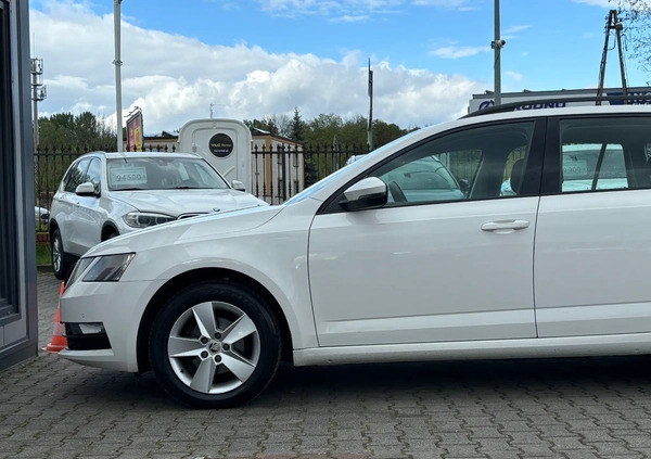 Skoda Octavia cena 37900 przebieg: 295599, rok produkcji 2018 z Jelcz-Laskowice małe 436